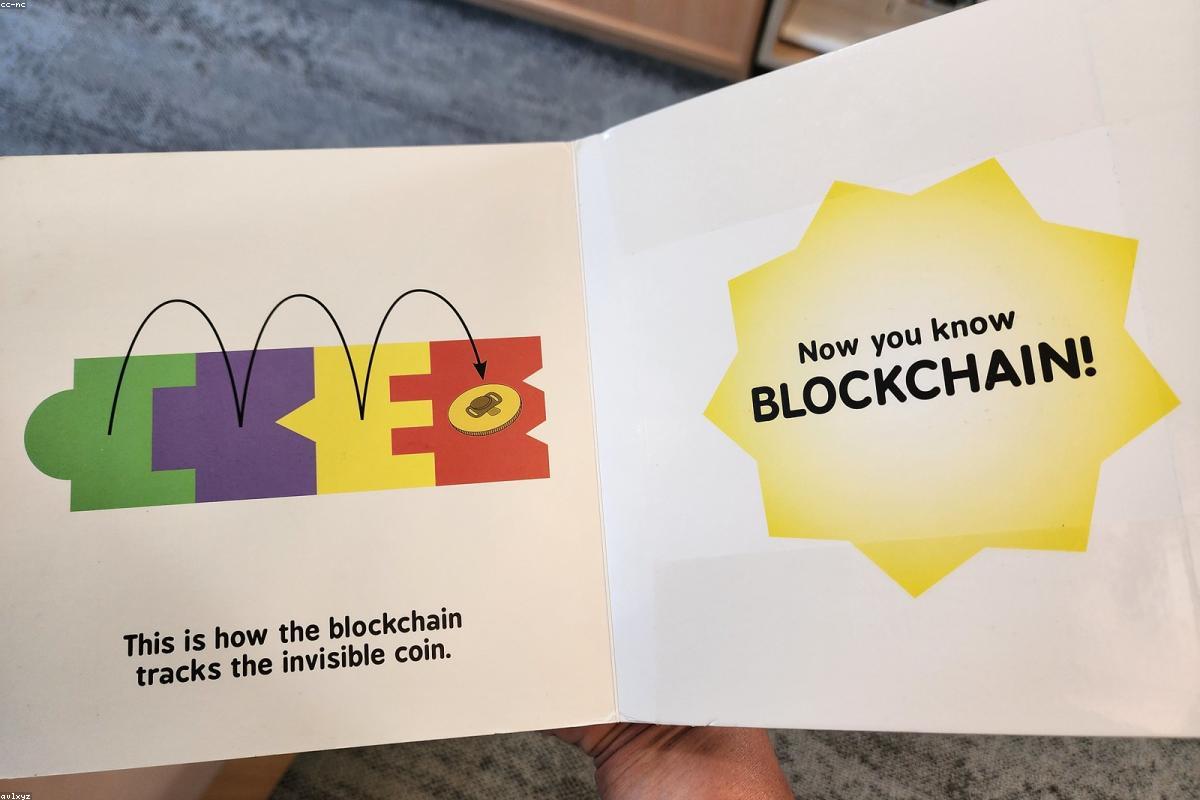blockchain a kryptomeny - ilustračný obrázok